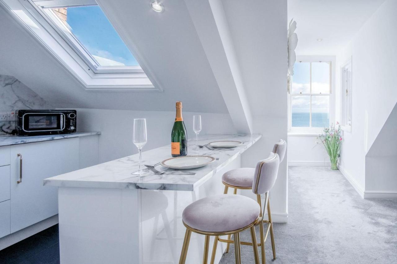 The Penthouse - Luxury 1 Bed - Panorama - Tenby Esterno foto